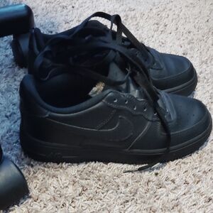 Nike Black High-Top Sneakers Monochromatic Design